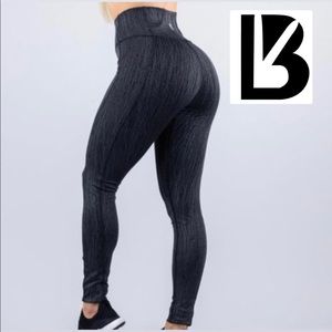 SOLD Buffbunny Jacquard Leggings